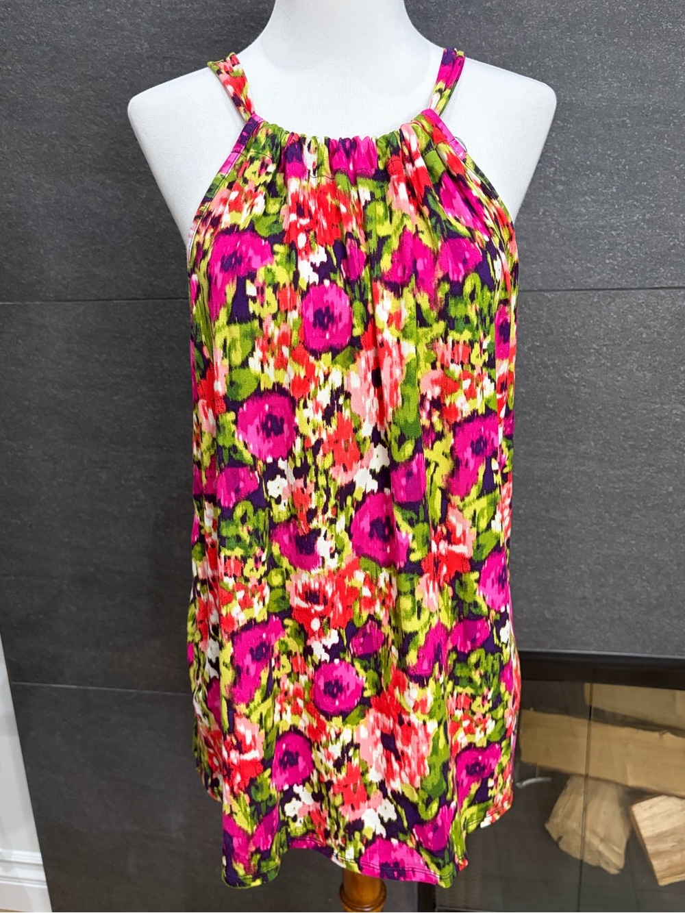 Bright Floral Flowy Halter Top Size Large